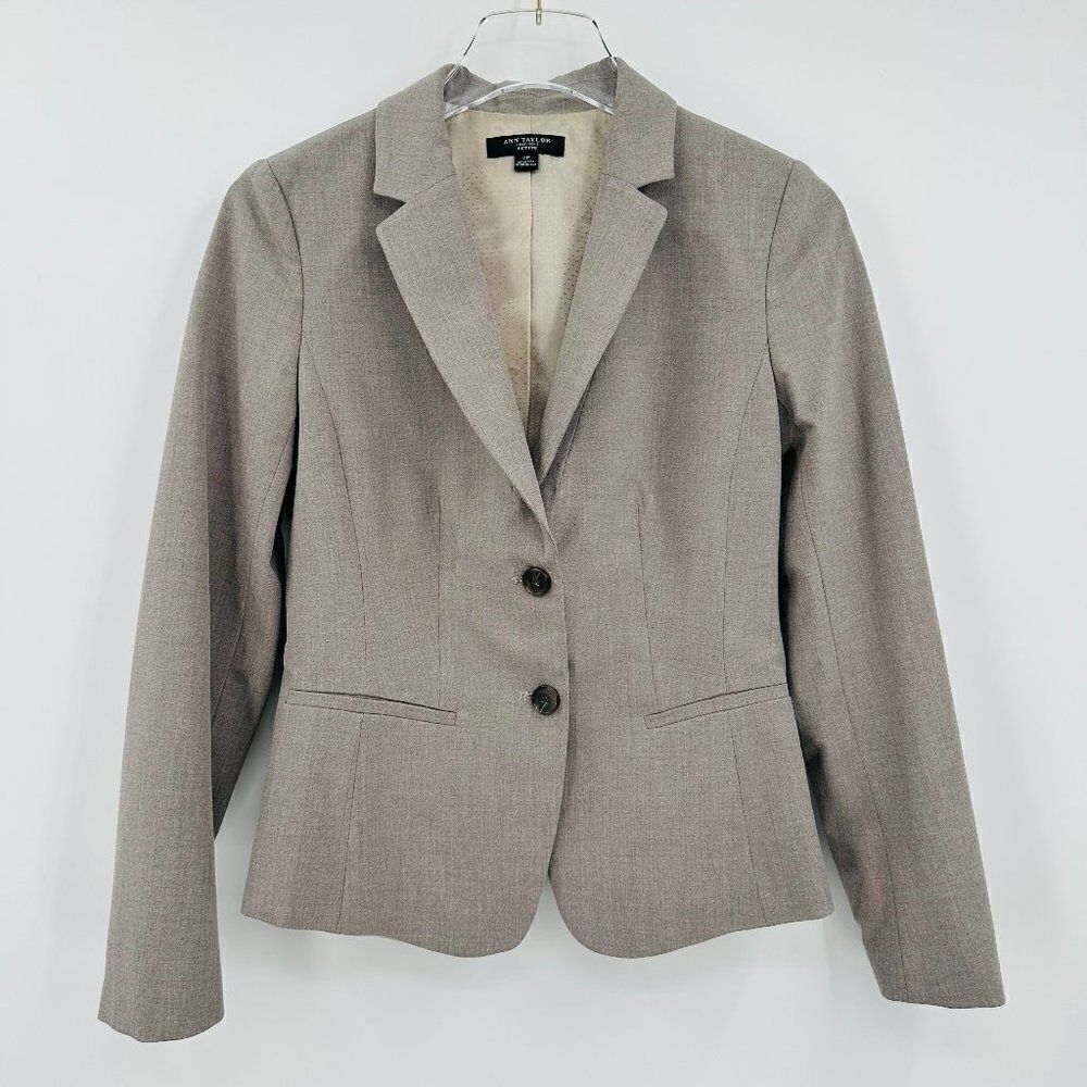 Ann Taylor Size 2P Light Gray Long Sleeve Stretch Career Blazer Jacket